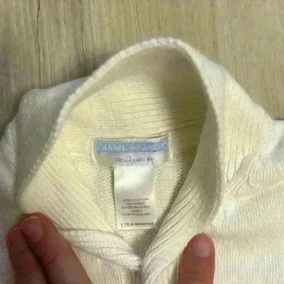 Janie and Jack knit layette size 3-6 months - Picture 3 of 3